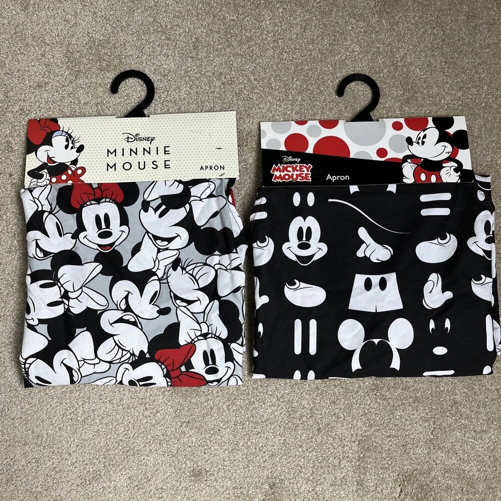 Set Of 2 NWT Disney Minnie & Mickey Mouse Apron White Black Red Tie Holiday